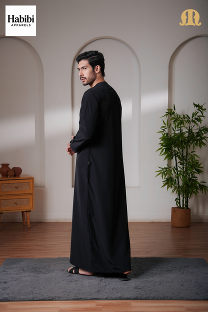 Yalin Emrati Black Thobe Mens