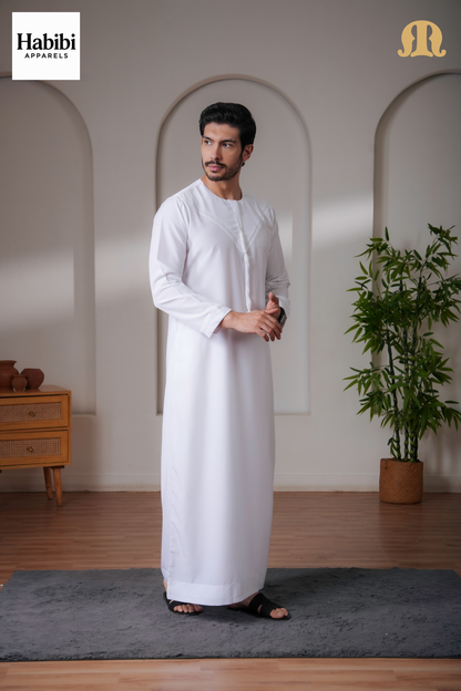 Yalin Emrati White Thobe Mens