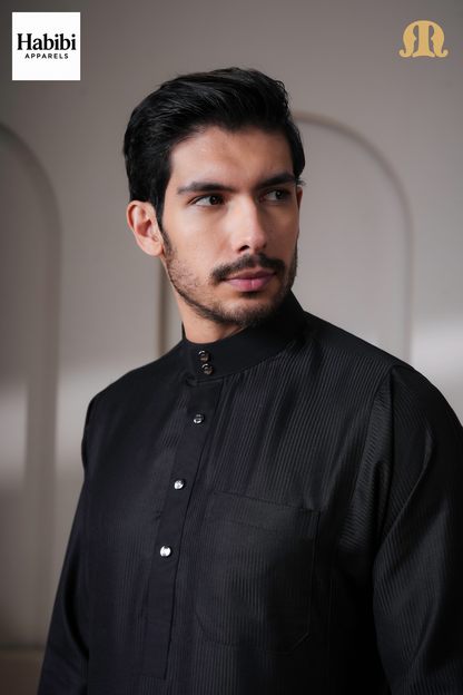 OZ Premium Saudi Striped Black Thobe Mens